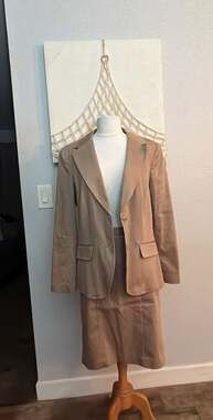 Worthington Stretch Women's Tan 2-Piece Blazer and Skirt Suit Set
